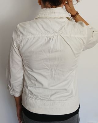 Chaqueta de verano blanca
