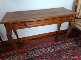 Mesa consola rústica de madera