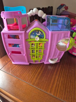 Lote de figuras Pinypon y accesorios