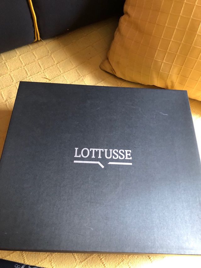 Botines Lottusse ante verde talla 36.5.