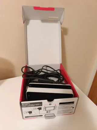 Nintendo Switch OLED bianco