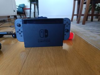 Nintendo Switch con accesorios