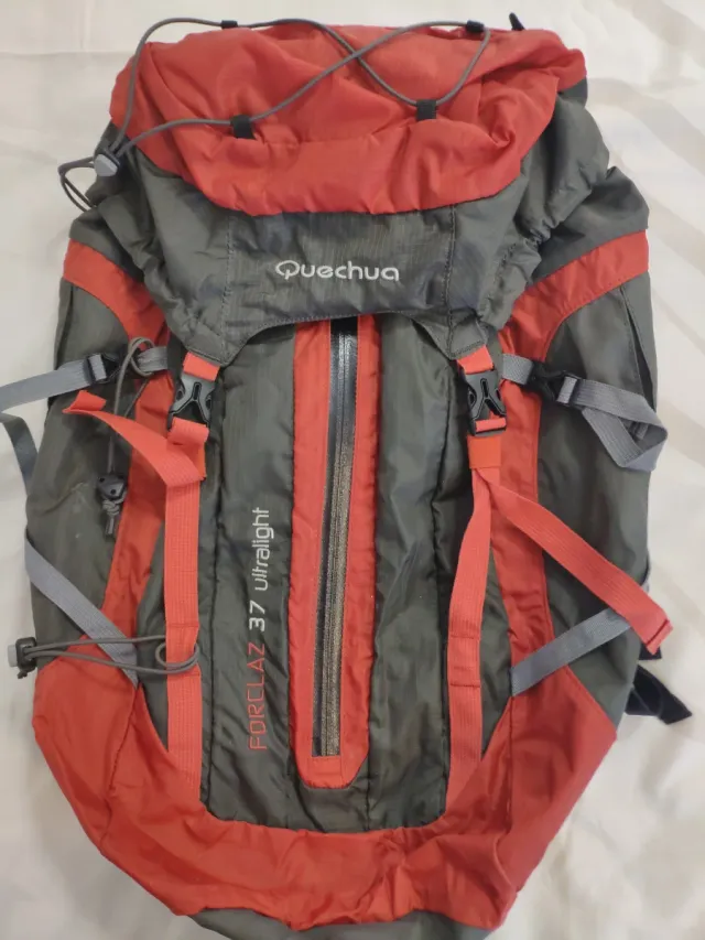 Mochila Quechua Forclaz 37L Ultralight