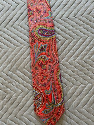 Corbata López 