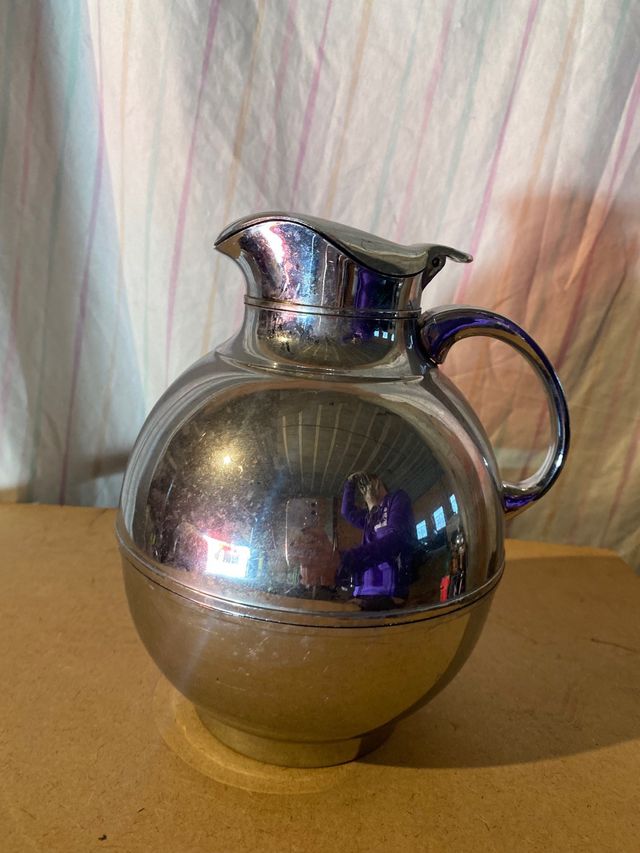 Jarra térmica plateada