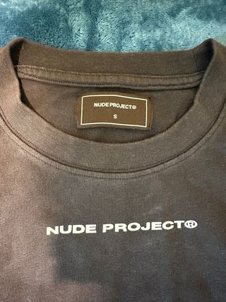 Camiseta Nude Project S Gris Oscuro