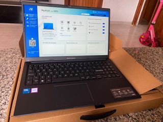 Portátil ASUS Vivobook 15 Negro/Gris