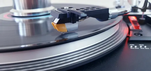 Piatto giradischi vintage Pioneer PL-518