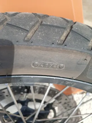 Michelin Anakee Street 90/90 21