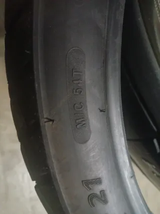 Michelin Anakee Street 90/90 21