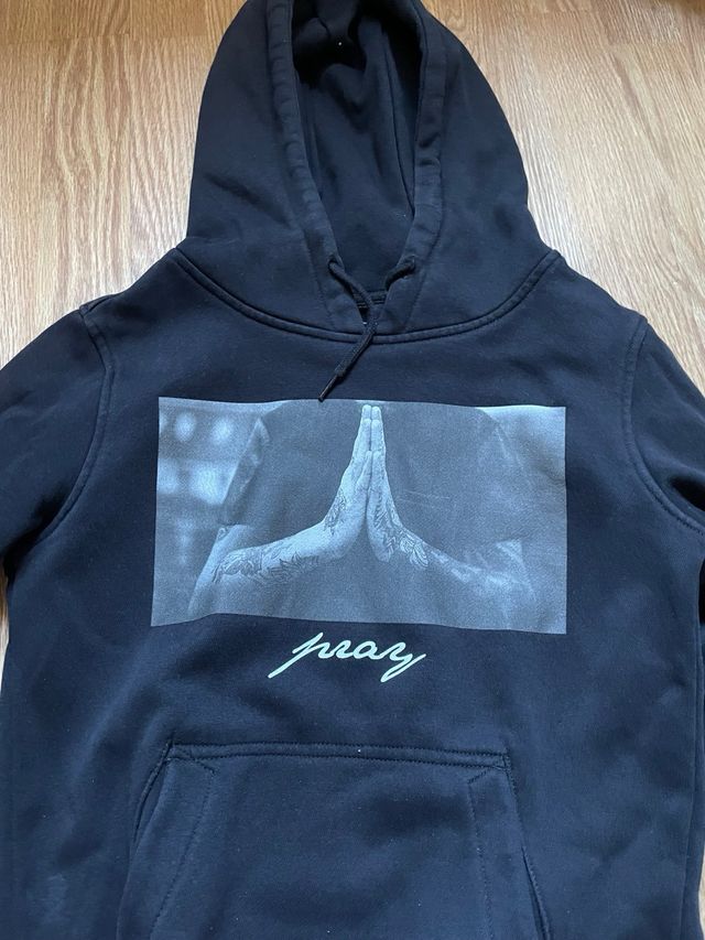 Sudadera Negra Pray