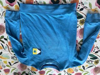 Lote 8 Prendas: 6 Sudaderas y 2 Impermeables 