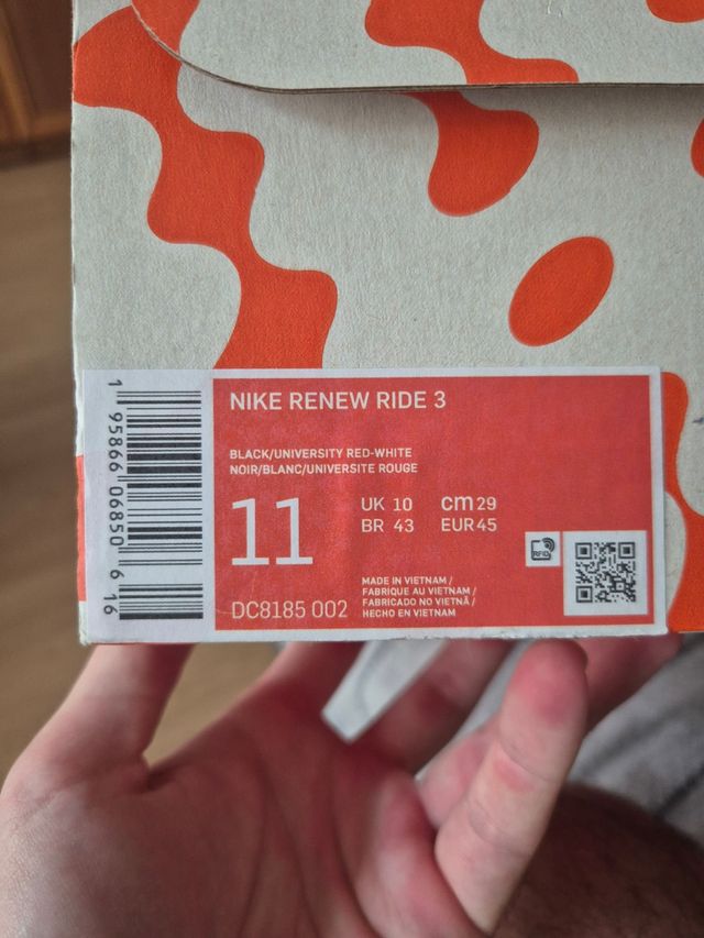 Zapatillas Nike Renew Ride 3 Negro/Rojo