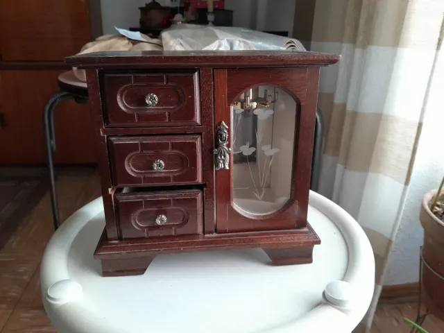 Joyero vintage madera con cajones y puerta