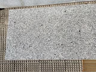 Encimera de granito blanco Alba pulido 218x60,5 cm