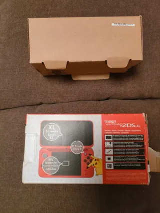 Nintendo 2DS XL Pokeball per ricambi