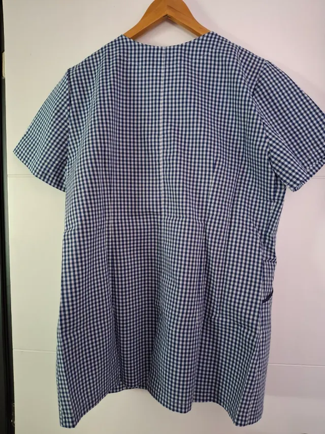 Bata de señora cuadros azul y blanco