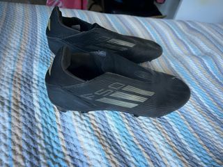 Botas de fútbol Adidas Negras F50
gamma media