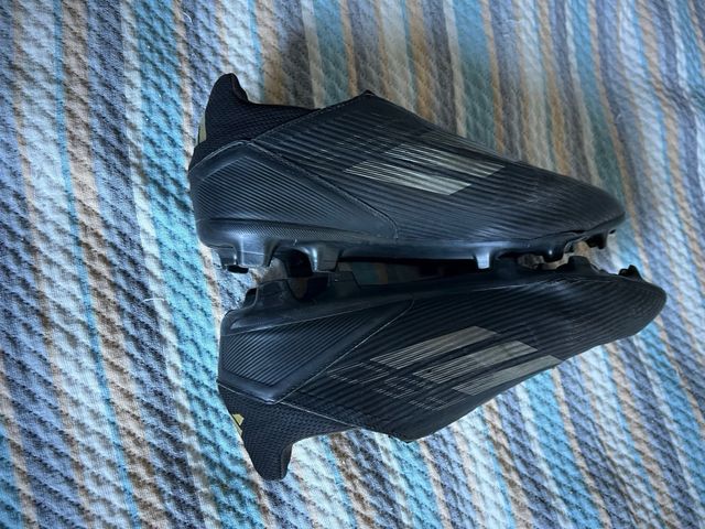 Botas de fútbol Adidas Negras F50 gamma media