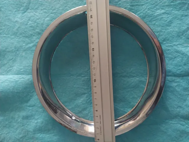 Bisel Faro Seat 124 Cromado