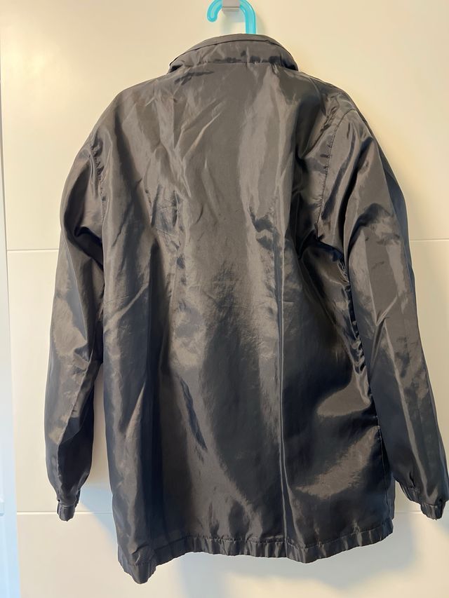 Chubasquero y 2 pantalones cortos fútbol Quirinal