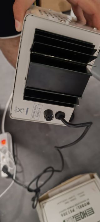 Fuente de alimentación regulada HQ-Power PS1306