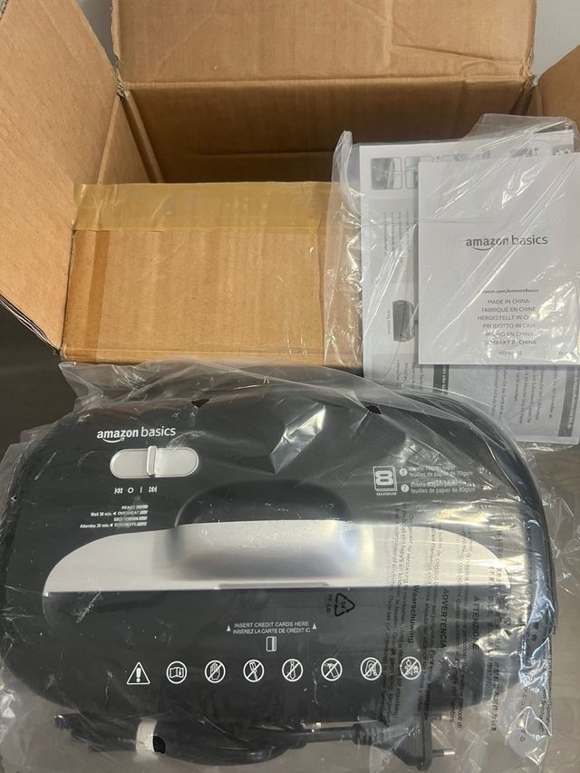 Trituradora Amazon Basics 8 hojas