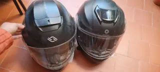 2 Cascos Moto Negros dama y caballero