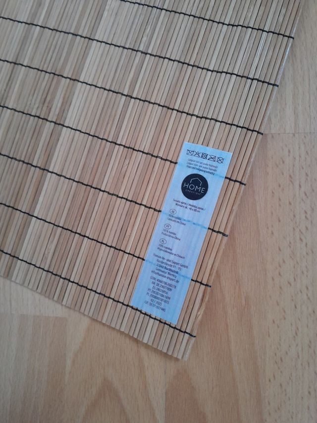 Salvamanteles de bambú beige y marrón