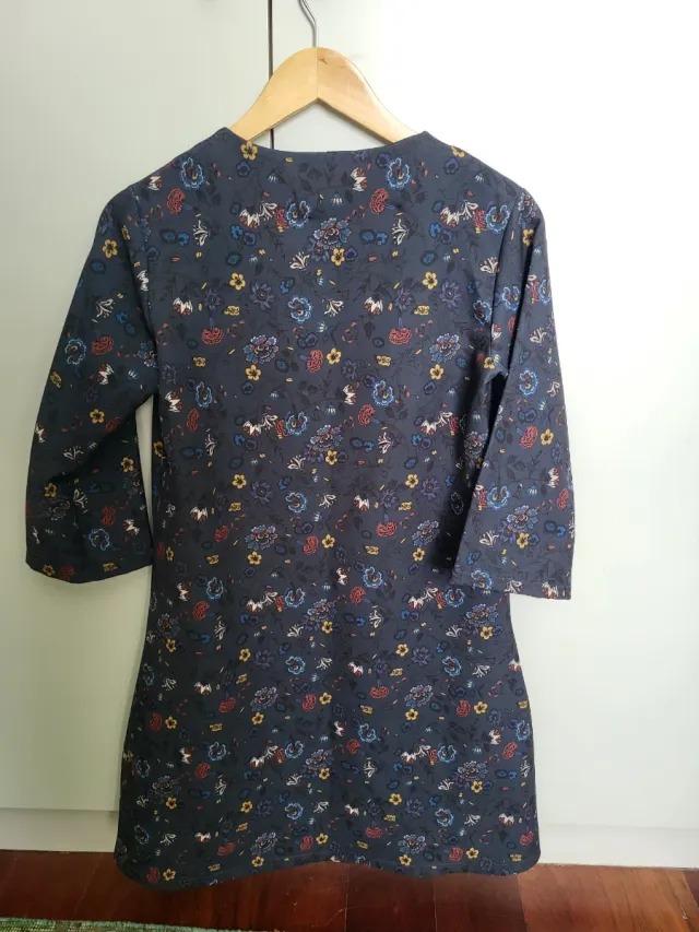 Vestido curto florido