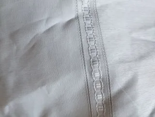 Cortinas blancas con bordado