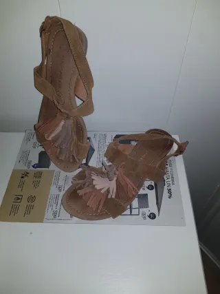 Sandalias planas ante marrón Talla 37