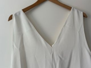 Vestido Zara abertura ZW Collection Talla M. Crudo