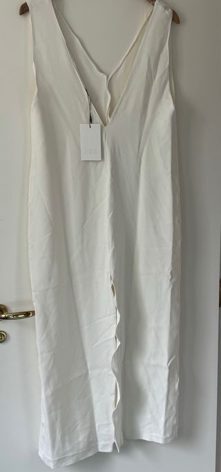 Vestido Zara abertura ZW Collection Talla M. Crudo