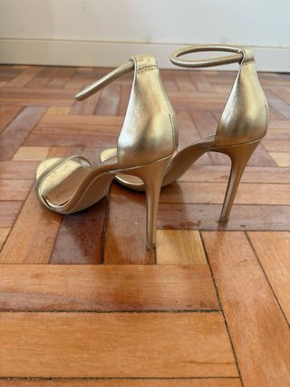 Sandalias doradas Steve Madden Talla 38