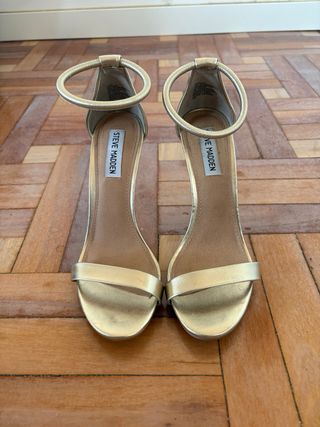Sandalias doradas Steve Madden Talla 38