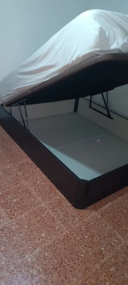 Canapé pikolin 150x190. 