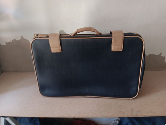 Maleta de viaje MIO negra y camel