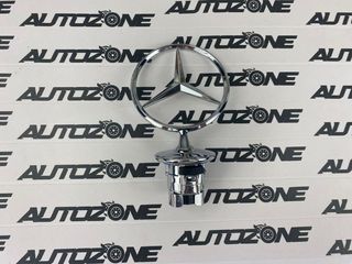 Estrella Mercedes Benz para capó clásica cromada