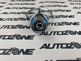 Estrella Mercedes Benz para capó clásica cromada