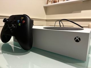 Xbox Series S bianca