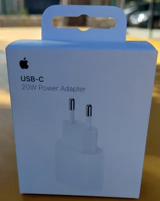 Adaptador de Corriente Apple USB-C 20W