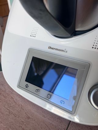 Thermomix TM5 con todos los accesorios