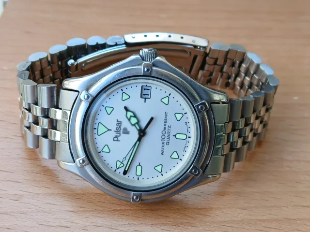 Pulsar Cuarzo 100m Resist