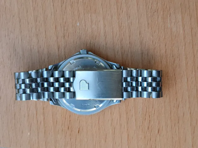 Pulsar Cuarzo 100m Resist