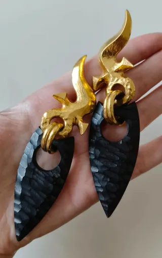 Pendientes largos vintage creador inglés Dan Dower
