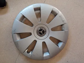 3 Tapacubos Mercedes 16