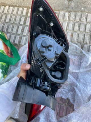 Pilotos traseros seat León mk3