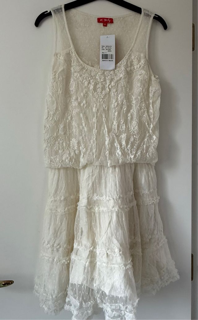 Vestido  Derhy  tul plumeti bordado blanco T.S