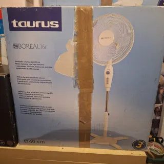Ventilador de pie Boreal